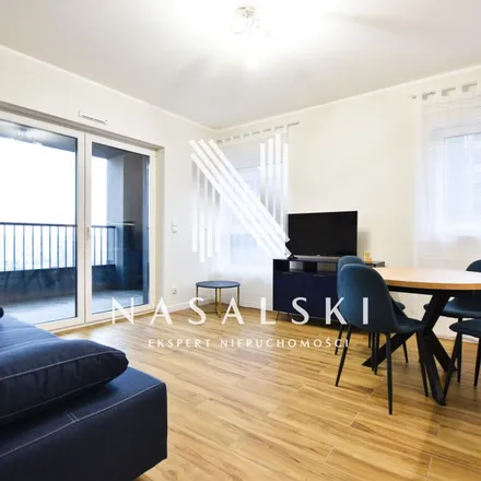 Rent this 3 bed apartment on Biedronka in Józefa Dwernickiego 9, 85-677 Bydgoszcz