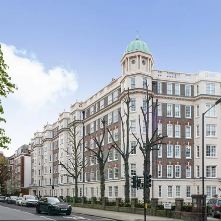 Rent this 2 bed apartment on Grove Court in Circus Road, London