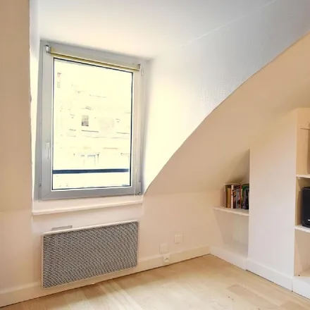 Rent this 2 bed apartment on 169 Rue Montmartre in 75002 Paris, France