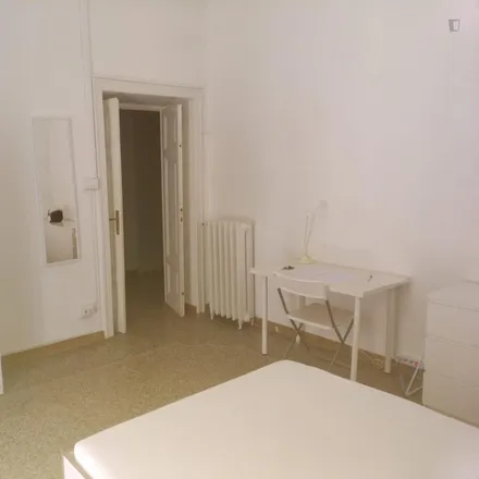 Image 2 - Ciclabile Nomentana, 00198 Rome RM, Italy - Room for rent