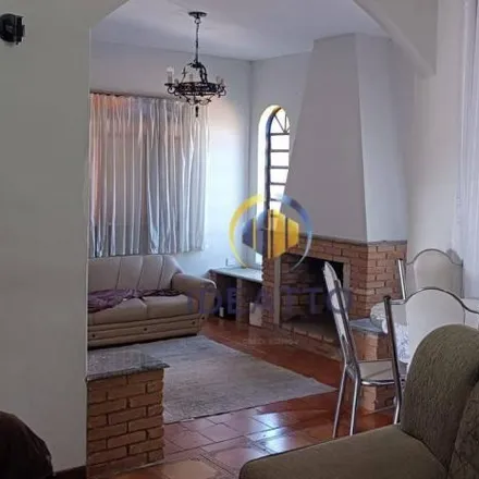 Buy this 3 bed house on Rua Benedito Avelino Cintra in Jardim Morumbi, Atibaia - SP