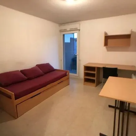 Image 4 - Camp des Garrigues, Chemin de la Calmette, 30034 Nimes, France - Apartment for rent