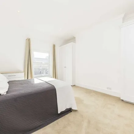 Rent this 4 bed apartment on 88 Edith Road in London, W14 9AR