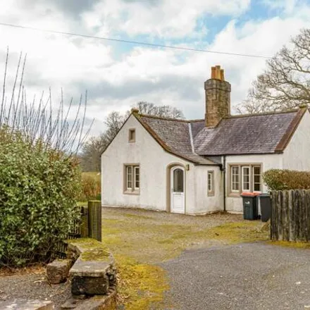 Buy this 3 bed townhouse on Carronbank in Drumlanrig Street, Carronbridge