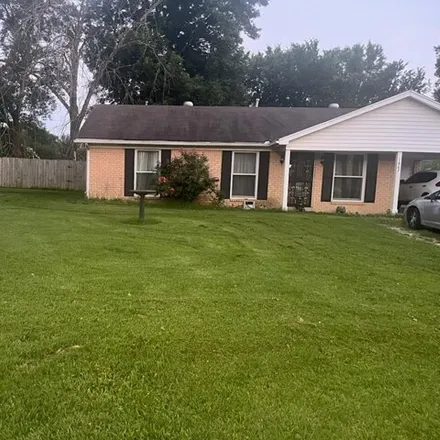 Buy this 3 bed house on 1867 Amhurst Cv in Southaven, Mississippi