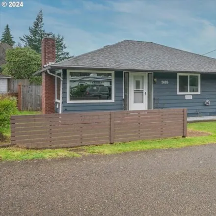 Buy this 3 bed house on 2647 North 15th Street in Coos Bay, OR 97420