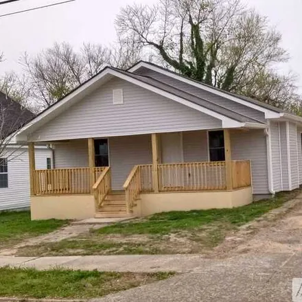 Rent this 3 bed house on 3115 Johnston St