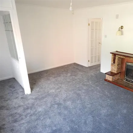 Image 3 - Monks Path, Redditch, B97 6NR, United Kingdom - Townhouse for rent