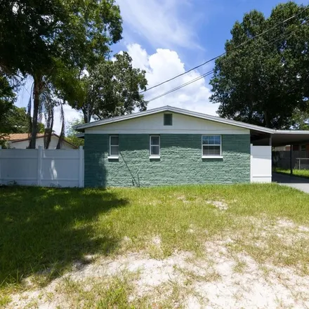 Buy this 3 bed house on 11001 North 50th Street in Tampa, FL 33617