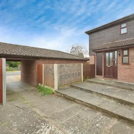 Buy this 3 bed house on Fairfield Drive in Bury, PE26 1NQ