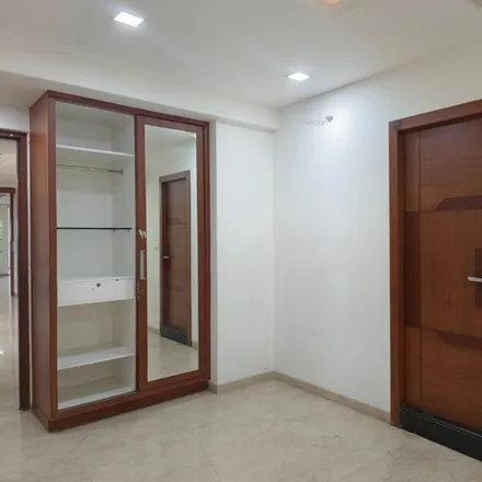 Image 1 - Banjara Hills Road Number 10, Banjara Hills, Hyderabad - 500034, Telangana, India - Apartment for sale