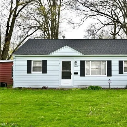 Buy this 3 bed house on 3734 Arden Boulevard in Youngstown, OH 44511