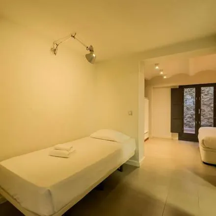 Rent this 1 bed apartment on Carrer de Provença in 419, 08025 Barcelona