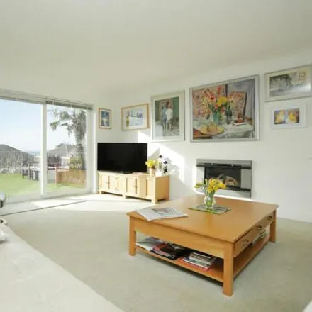 Image 2 - Shorncliffe Camp, Upper Corniche, Seabrook, CT20 3TB, United Kingdom - House for sale