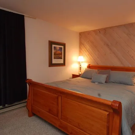 Rent this 1 bed condo on Mammoth Lakes in CA, 93546