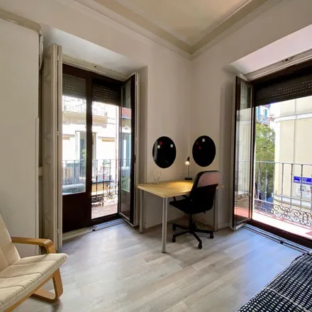 Rent this 7 bed apartment on Calle del Mesón de Paredes in 20, 28012 Madrid