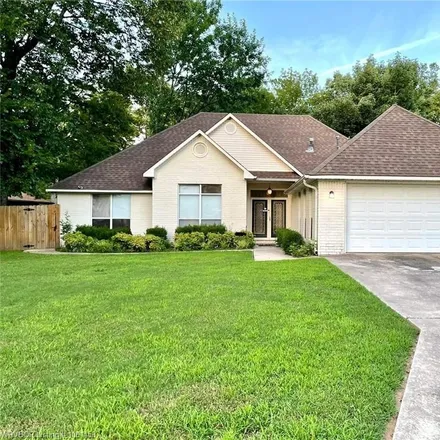 Buy this 3 bed house on 9502 Londonderry Court in Fort Smith, AR 72908