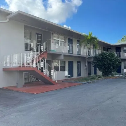 Rent this 1 bed condo on 1868 Cleveland Street in Hollywood, FL 33020