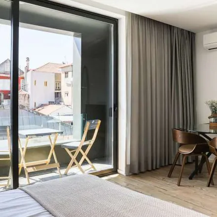 Rent this 1 bed apartment on Rua do Almada 249 in 4050-038 Porto, Portugal