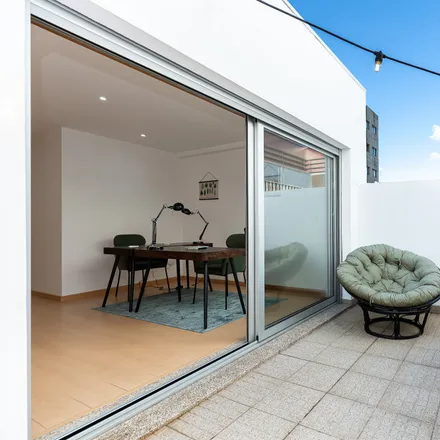 Rent this 2 bed apartment on Rua de Costa Cabral 751 in 4200-212 Porto, Portugal