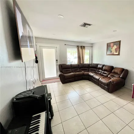 Image 3 - 5790 Northwest 29th Avenue, Brownsville, Miami-Dade County, FL 33142, USA - House for sale