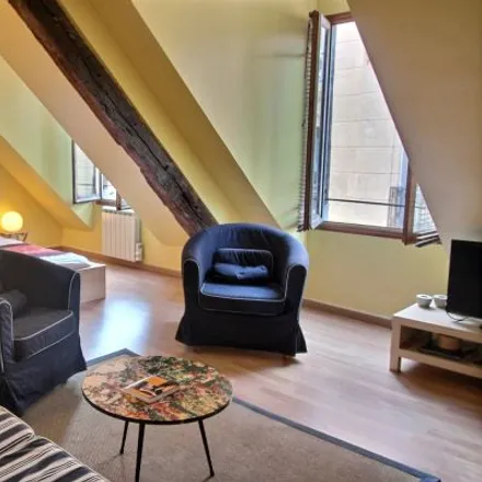 Image 3 - 33t Rue des Tournelles, 75003 Paris, France - Apartment for rent