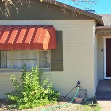 Rent this 2 bed house on 2229 North 14th Place in Phoenix, AZ 85006