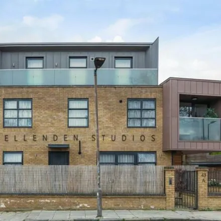 Buy this 1 bed apartment on Harris Academy Peckham in 112 Peckham Road, London