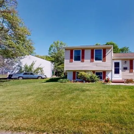 Buy this 4 bed house on 5424 Baynard Drive in Madison Township, OH 43232