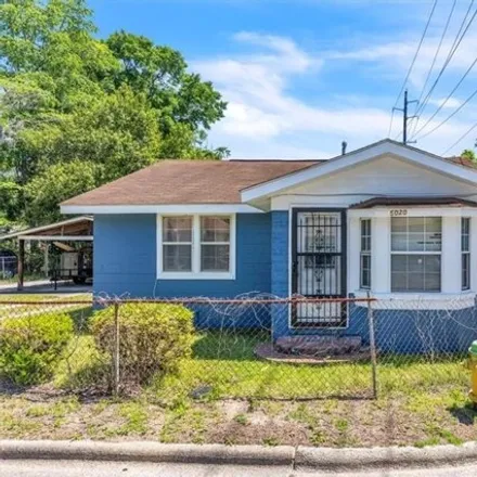 Buy this 3 bed house on 598 Gould Street in Staley Heights, Savannah