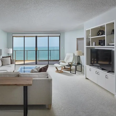 Rent this 3 bed condo on Marco Island
