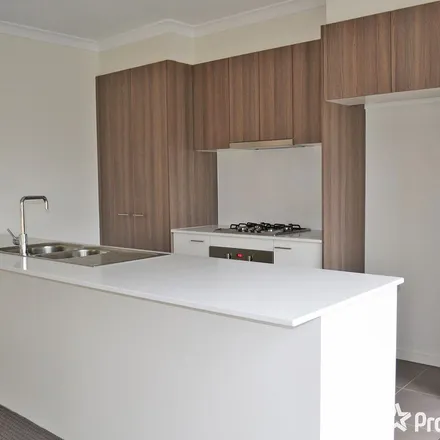 Rent this 3 bed apartment on Tanika Circuit in Croydon VIC 3136, Australia