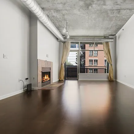 Image 3 - The Lofts at Museum Park 1, 125 East 13th Street, Chicago, IL 60605, USA - Loft for sale