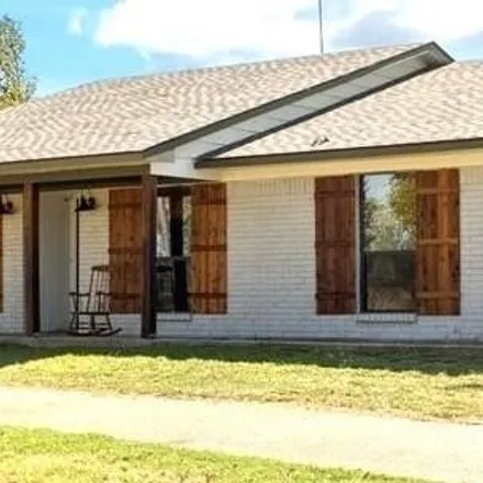 Image 1 - 195 West Cleburne Road, Fort Worth, TX 76036, USA - House for sale