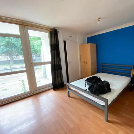 Rent this 4 bed room on William Booth House in 1a Hind Grove, Bow Common