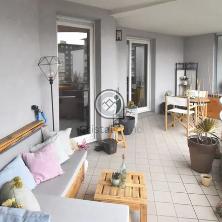 Rent this 2 bed apartment on 1 Place des Cinq Fontaines in 38130 Échirolles, France