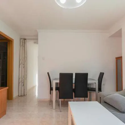 Image 4 - Mundo Labores, Carrer de Mendizábal, 50, 46100 Burjassot, Spain - Apartment for rent