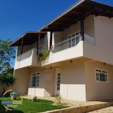Buy this 3 bed apartment on Rua Expedicionário Antônio Carlos Ferreira 929 in Nova Brasília, Jaraguá do Sul - SC