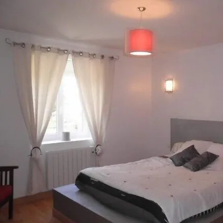 Rent this 1 bed townhouse on 50500 Carentan-les-Marais