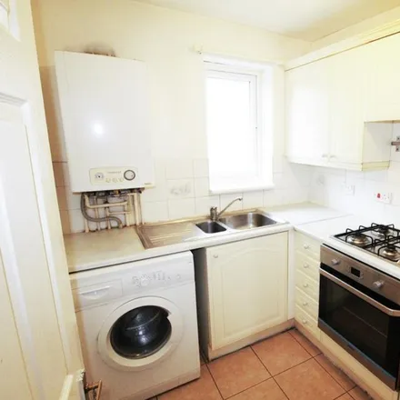 Rent this 1 bed apartment on Hitherfield Primary School in Hitherfield Road, London