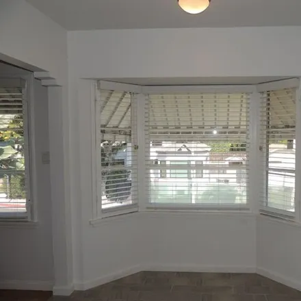 Image 5 - 1189 North Genesee Avenue, West Hollywood, CA 90046, USA - Condo for rent