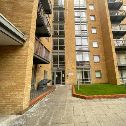 Image 7 - Constable House, Cassilis Road, Millwall, London, E14 9LH, United Kingdom - Apartment for rent