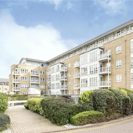 Buy this 1 bed apartment on Alexandra Terrace in 1-7 St. Davids Square, London