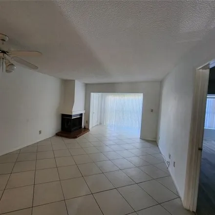 Image 6 - 1938 Pelican Landing Boulevard, Feather Sound, Pinellas County, FL 33762, USA - Condo for sale