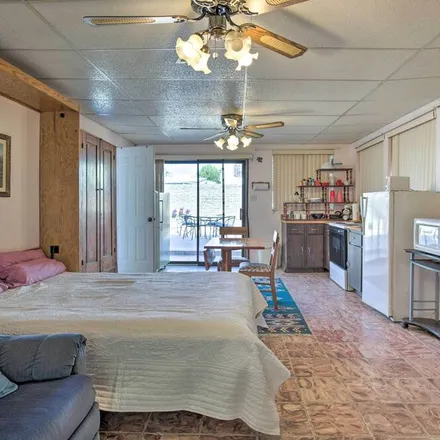Rent this 5 bed house on Yuma