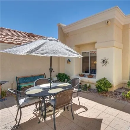 Image 2 - 10529 Mission Lakes Ave, Las Vegas, Nevada, 89134 - House for sale