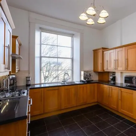 Image 6 - 23 Comely Bank Street, City of Edinburgh, EH4 1AW, United Kingdom - Apartment for sale