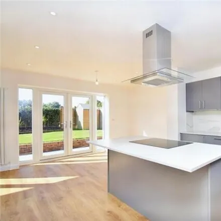 Image 4 - Holt Cottages, Basingstoke and Deane, RG19 8BH, United Kingdom - Duplex for sale