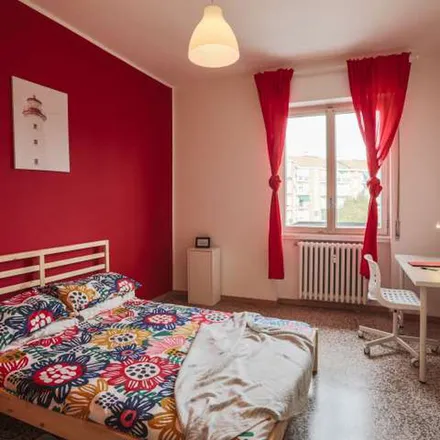 Image 6 - Via Zurigo, 20147 Milan MI, Italy - Apartment for rent