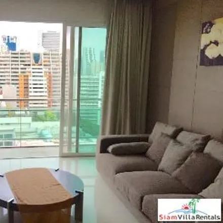 Rent this 2 bed apartment on 周哥家 in Soi Phetchaburi 39, Ratchathewi District